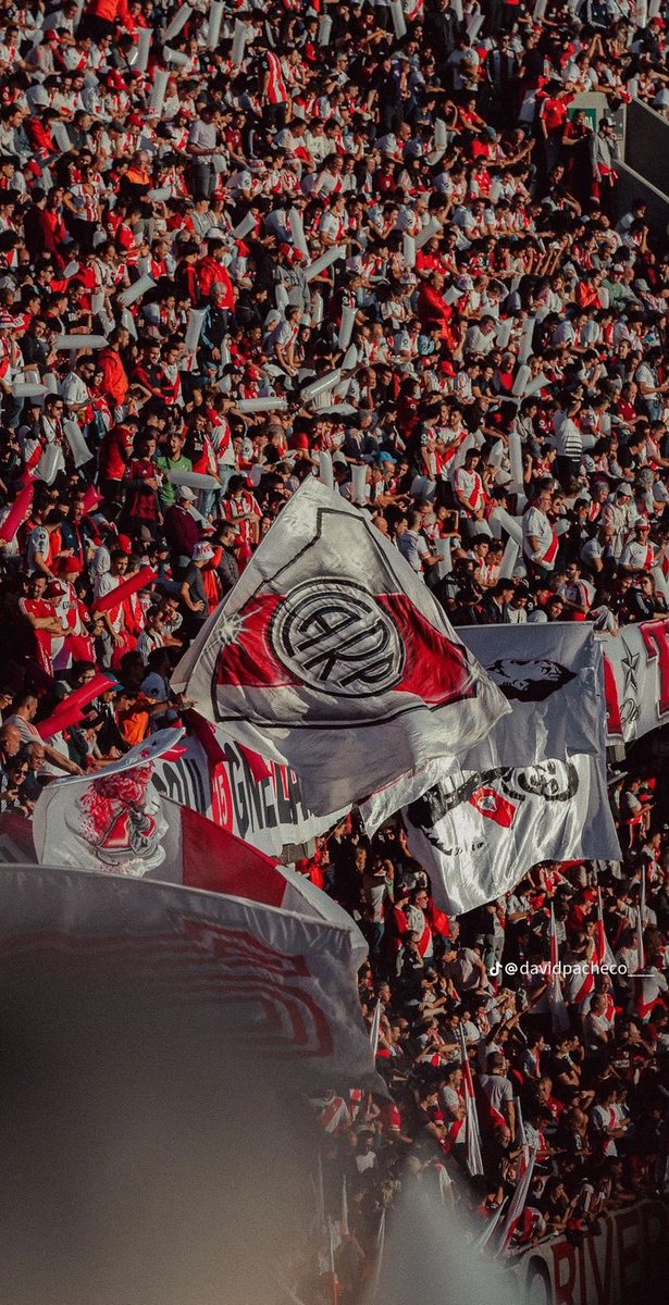 Una banda roja que nos cruza el alma