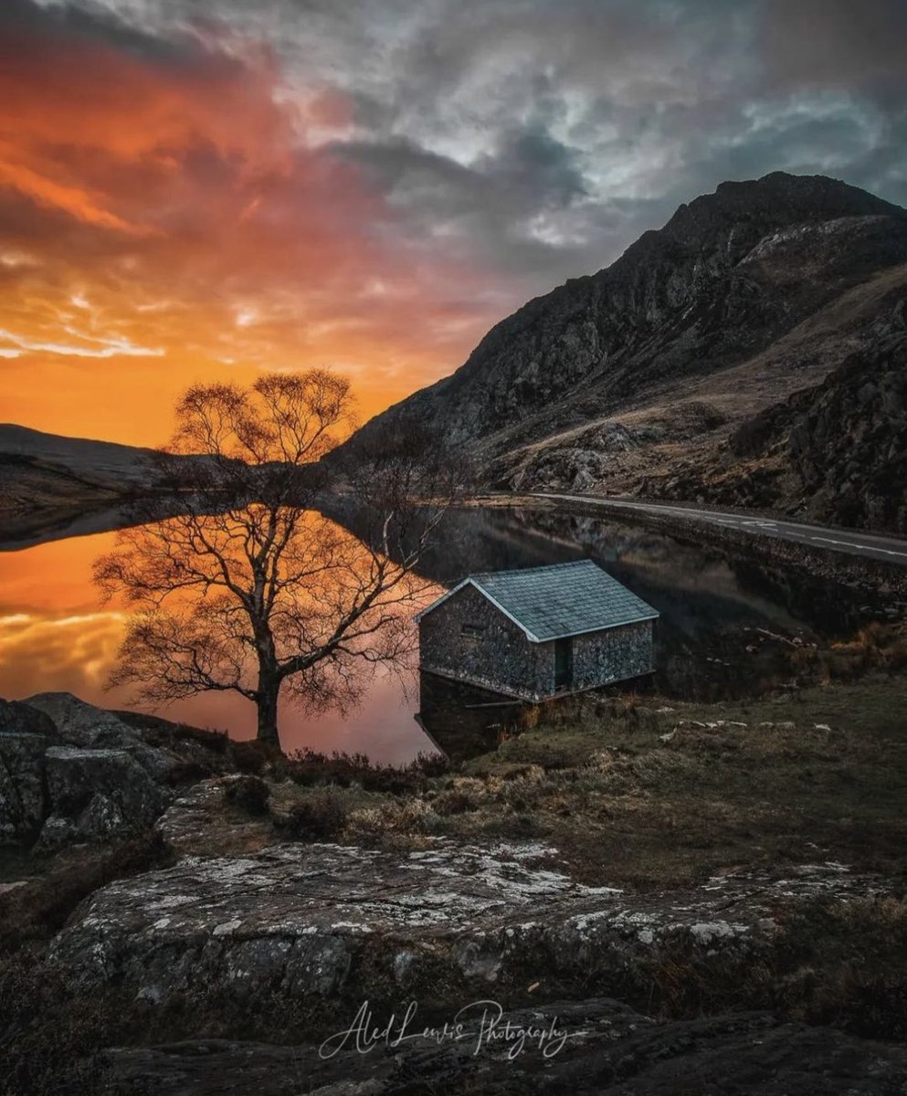 Sunset - Ogwen Valley, Wales
© Aled Lewis