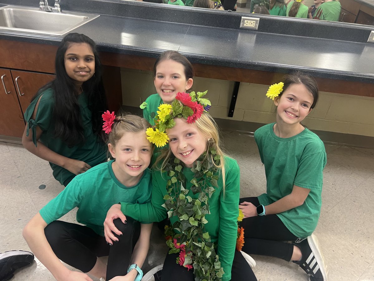 Almost showtime! LMES presents…The Jungle Book ⁦<a href="/MarinerMates/">Lake Murray Elementary</a>⁩