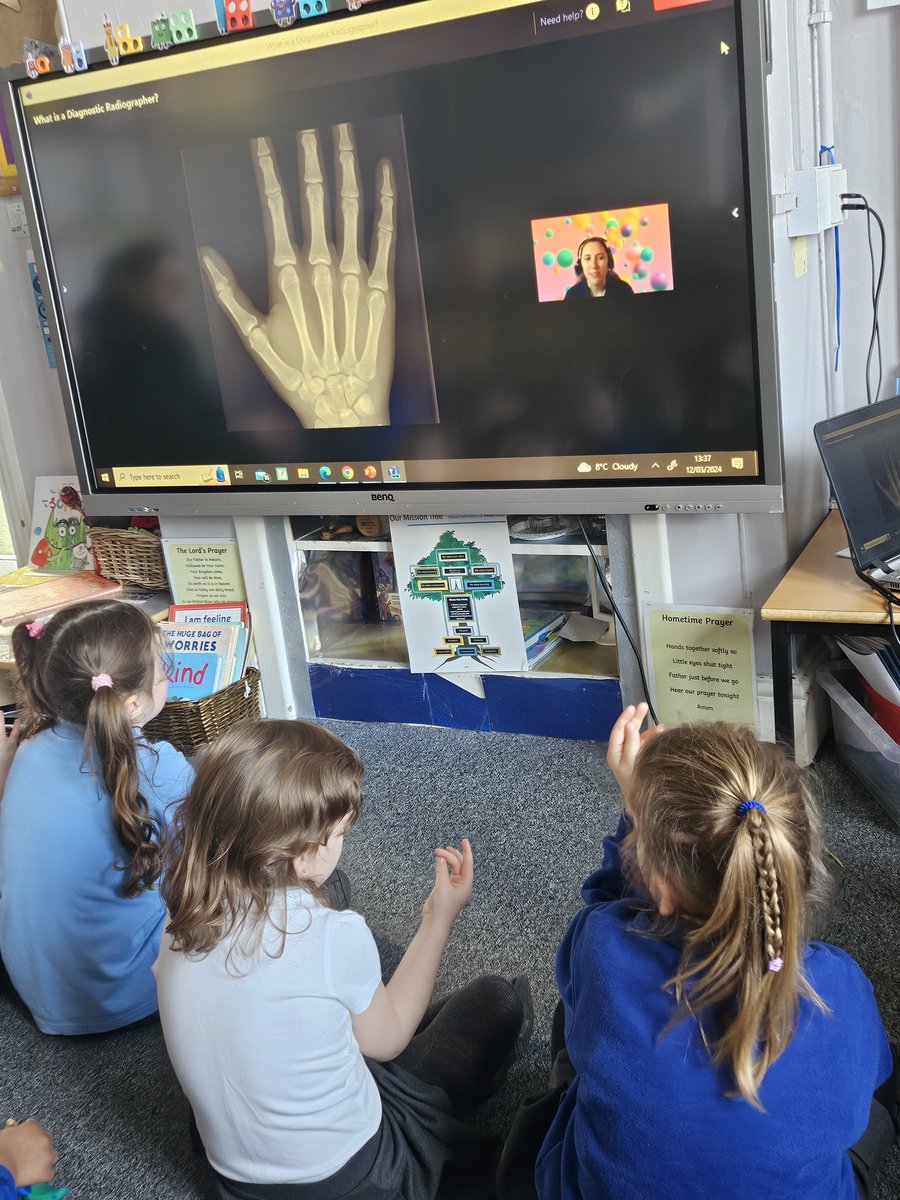 Today we had a live video lesson with a radiographer to find out about the work she does in the hospital. #jobsforeveryone #EYFS #aspirations #opportunities