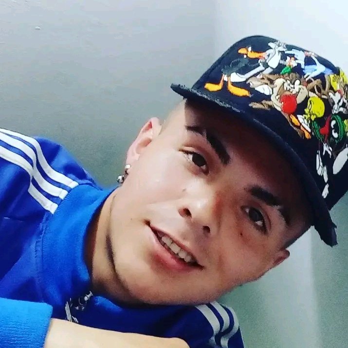 BESTIESACT's tweet photo. #NuevaFotoDePerfil https://t.co/UyERpcgqQF