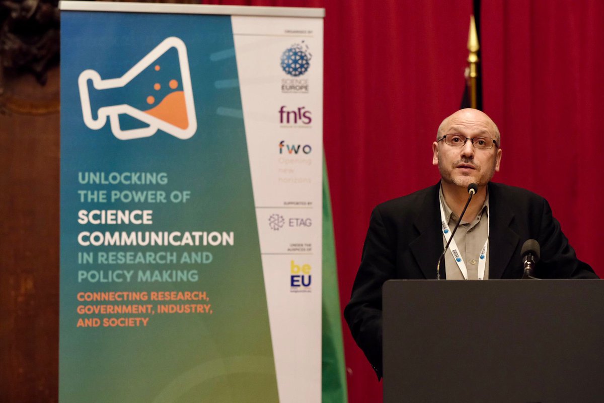 « La science a besoin de la communication et la société a besoin de la science. » <a href="/VHalloin/">Véronique Halloin</a> avec <a href="/LidiaBorrellDam/">Lidia Borrell-Damian</a> à l’Hôtel de ville de Bruxelles #scicomms2024