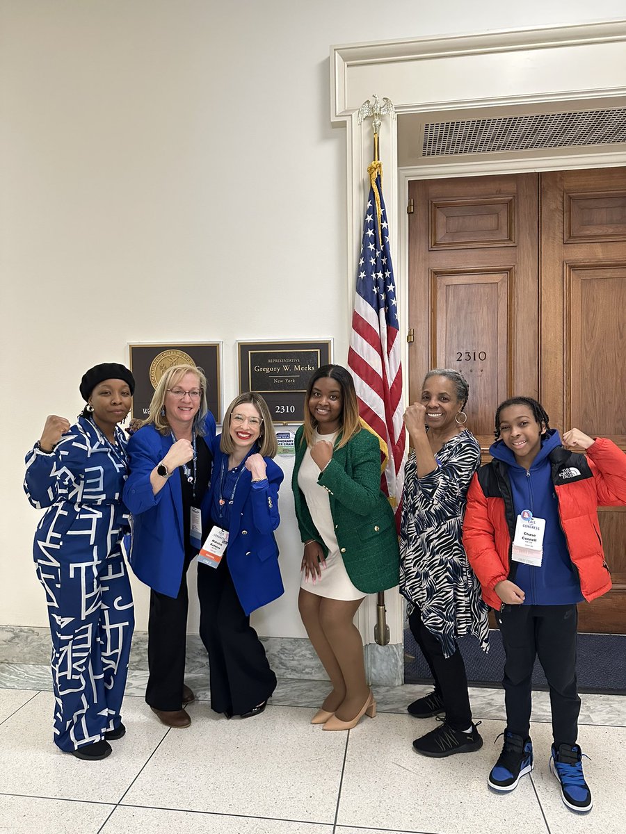 malvinakefalas's tweet photo. Thank you @RepMeeks’s LC Jamie Andrews for meeting with @FightCRC NY crew to #PrioritizeCRC & for past support of @CDCgov CCRP to improve screening rates in our underserved NY communities & in 32 other states! Hopeful to see new support toward DoD CDMRP in 2024! #CallOnCongress https://t.co/nJZ0LdTqq4