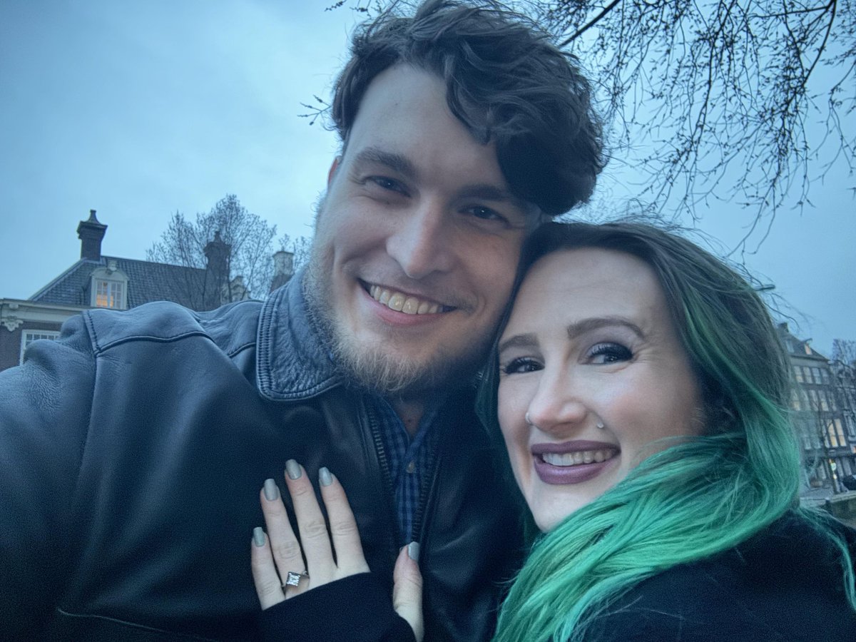 ObjectivelyDan's tweet image. Just got engaged 🤍