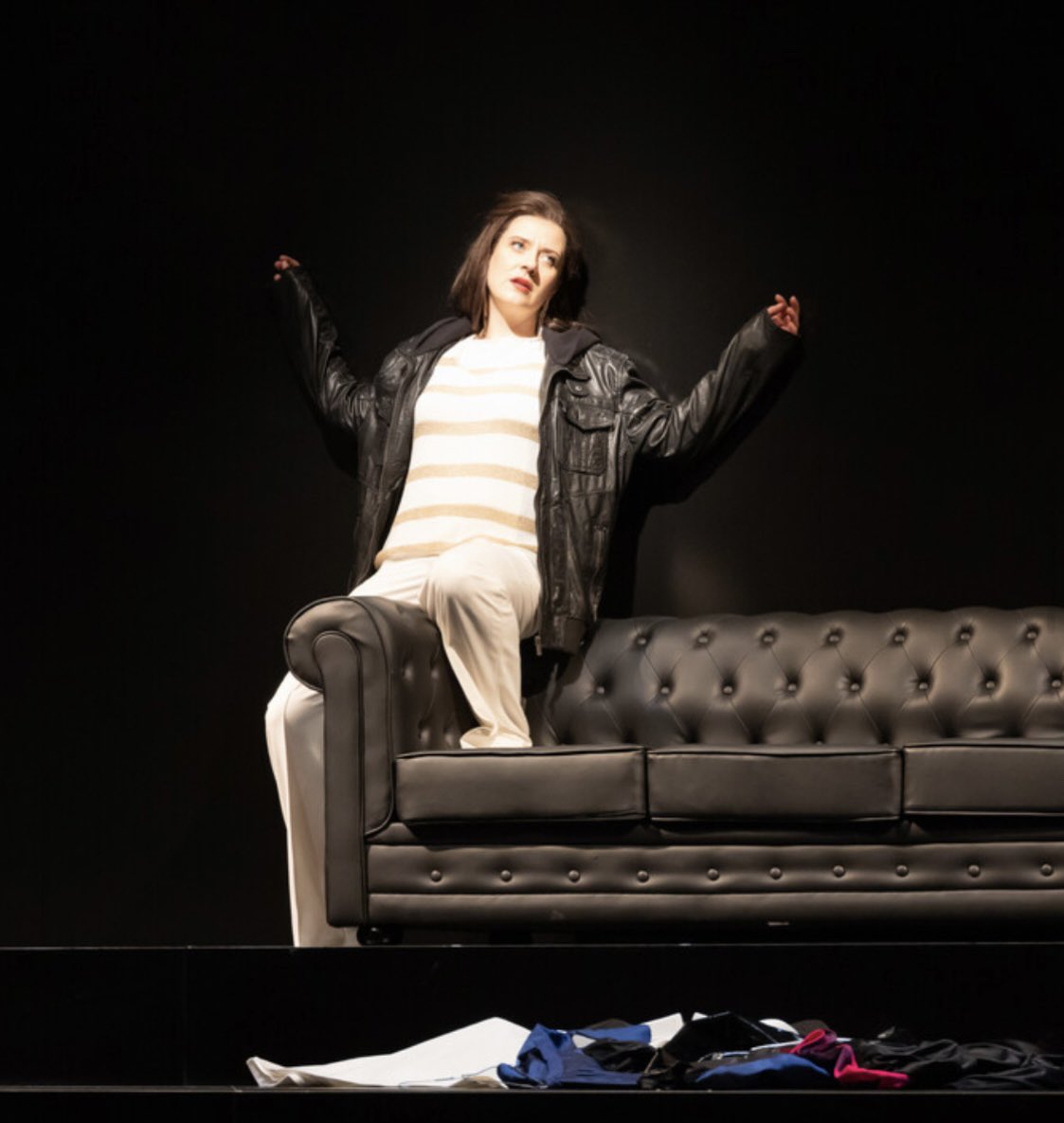 anhaltisches's tweet photo. LA TRAVIATA: Am Sonntagnachmittag ist Giuseppe Verdis #Opernklassiker um 16 Uhr im Großen Haus zu erleben! Hauptdarstellerin Ania Vegry wurde in der Fachzeitschrift #Opernwelt für ihre herausragende Leistung in der Rolle der Violetta als Sängerin des Jahres nominiert! #dessau https://t.co/MdNiVhYsDR