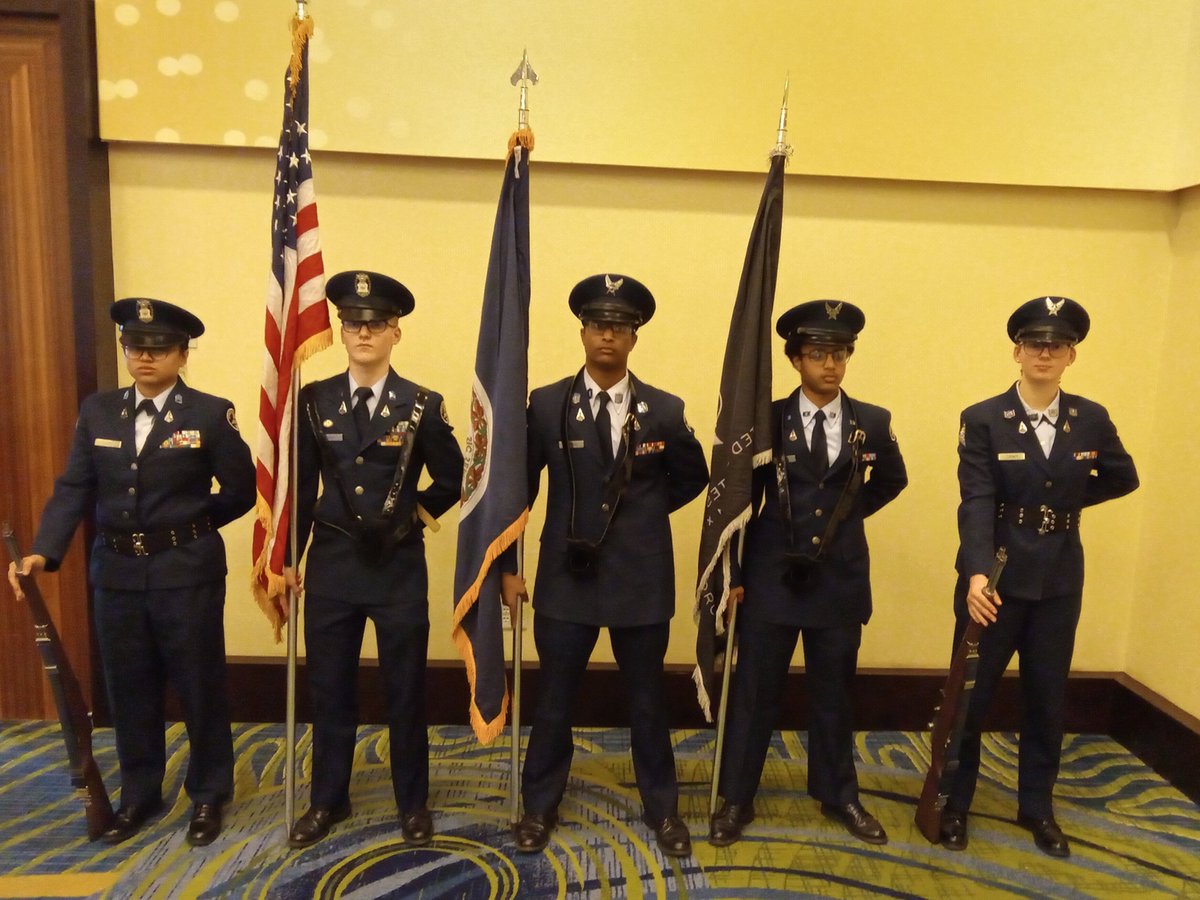 VA821's tweet photo. Our Color Guard Team proudly presented the Colors at today's Veterans in Energy event in Crystal City!
@APSCareerCenter https://t.co/KLf0d0PI9O