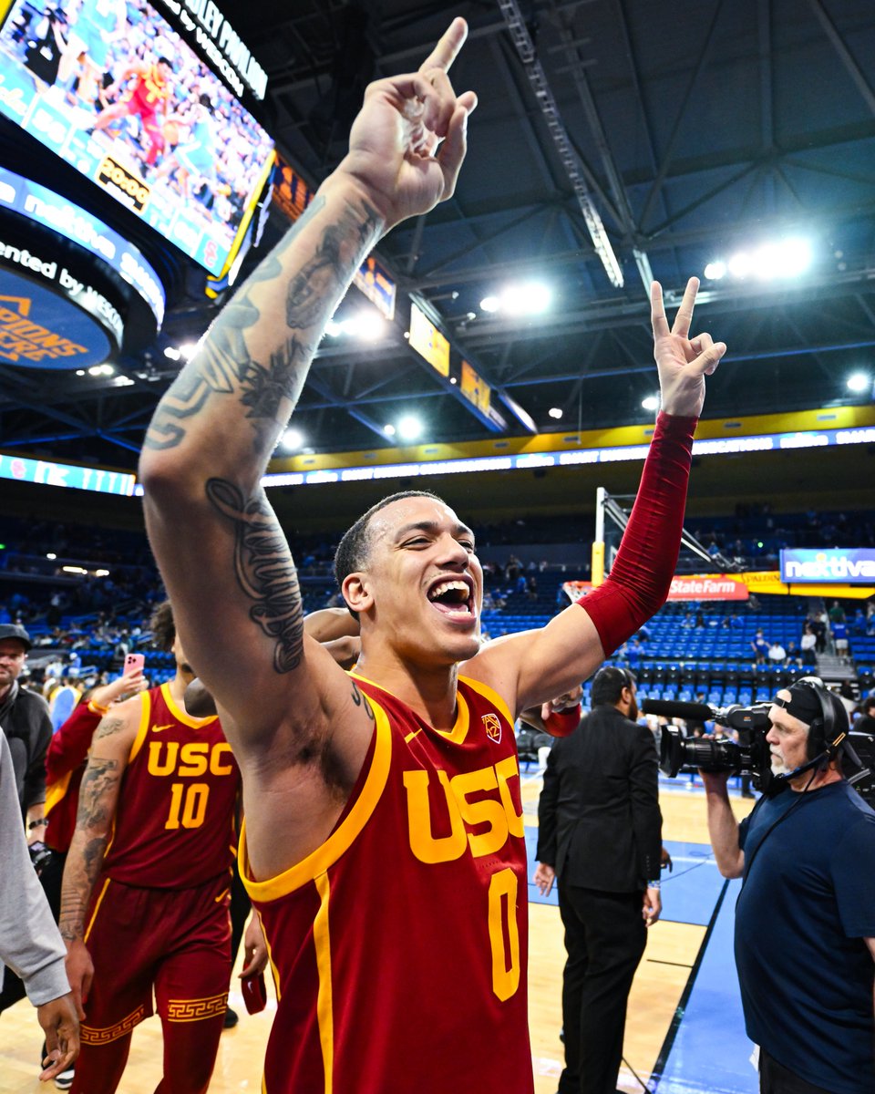 .@iamkobejohnson is our first back-to-back Pac-12 All-Defensive team selection since @TajGibson in 2008-09! ✌️