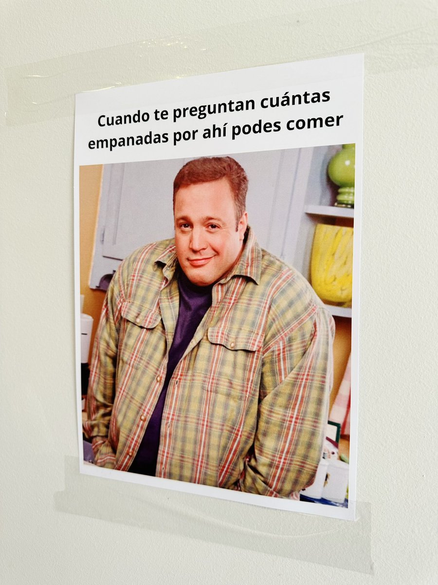 hernanvam's tweet photo. Dato que puede servirte: todas las empanadas que quieras comer por 35 mil Gs. Hace poco conocí un lugar que ofrece empanadas caseras corridas todos los miércoles 🥟 + Detalles abajo ⬇️ https://t.co/nzbNzWD9bq