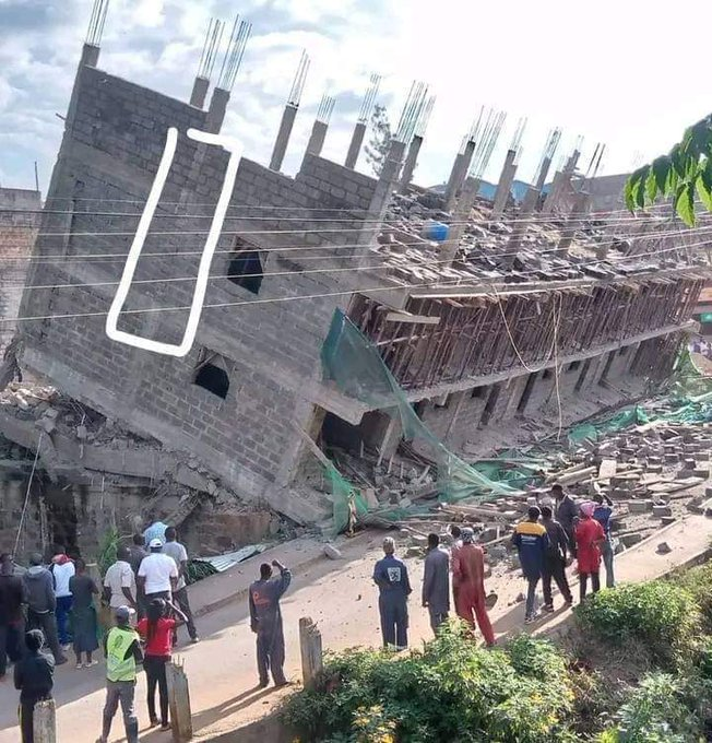 Pariyodan07's tweet photo. what bad news is more than this to an engineer, contractor or architect?
#TurnUpTuesday
#engineeringtoday https://t.co/YlnPHy85Pd