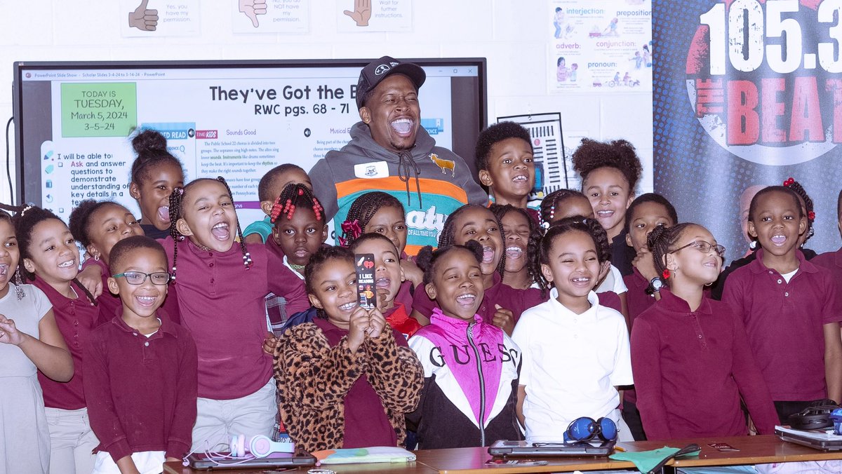 FerrariSimmons's tweet photo. Reading With Rari today at DeKalb Elementary School of the Arts 2nd Graders https://t.co/khtaCOGH2q