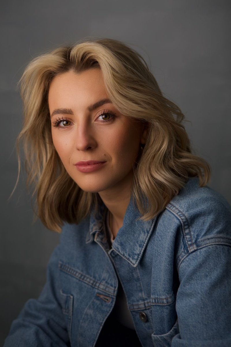 imogen_edenb's tweet photo. So please with my new headshots 🙏🏼🙏🏼🙏🏼 

Which type of roles can you see me in? Comment below!!

https://t.co/xsQbLVn9SM

https://t.co/GjQ0CuJwNj

Also looking for work! Would love to connect with writers, directors, producers, casting directors etc!! ☺️☺️ https://t.co/qaS2CcI3yl