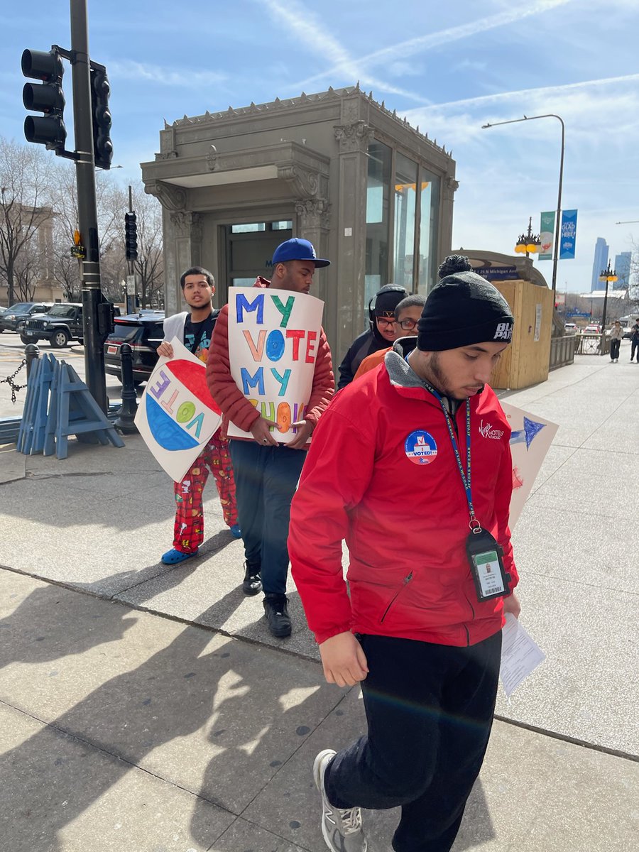 Chicago Contrarian tweet media