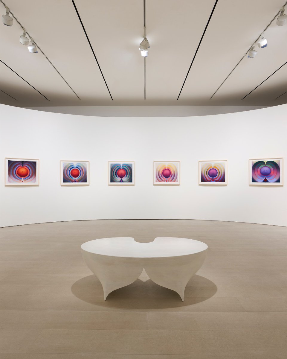 On view in New York: visit #LoieHollowell's exhibition Dilation Stage, which was recently named one of eight shows by women artists worldwide to note this month by @CulturedMag, through April 20: bit.ly/3Pi2UQ4