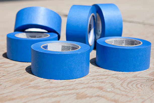 MailboxMJ's tweet image. #TuesdayTutorial  Clear shipping tape is the best tape for cardboard boxes...not painter's tape,
not duct tape, not narrow scotch tape, nor masking tape.