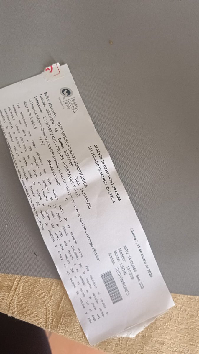 WolfantEc's tweet photo. @ElectricaQuito como puedes desconectar el servicio con meses en mora 0 y cobran re conexión, favor arreglar de inmediato https://t.co/4Kf5Q8zWTV