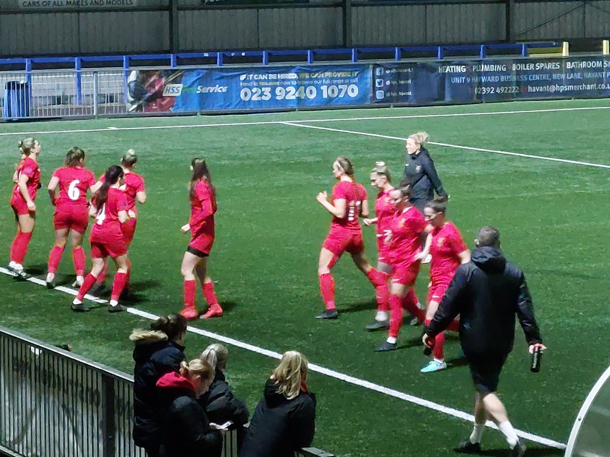 We are underway here at Westleigh Park, the home ground of Havant and Waterlooville. Royal Navy Women v Army Women