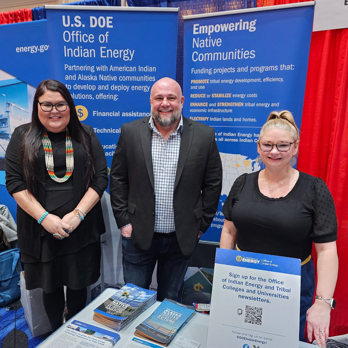 We're having a great time at the @ncaied 2024 Reservation Economic Summit in Las Vegas this week! #RES2024 Our Office of Indian Energy team members are here alongside many others from @ENERGY! Please stop by our booth #734 and say hello! 👋🏾