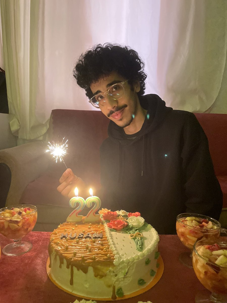 مش انا عيد ميلادي انهاردة 🥳