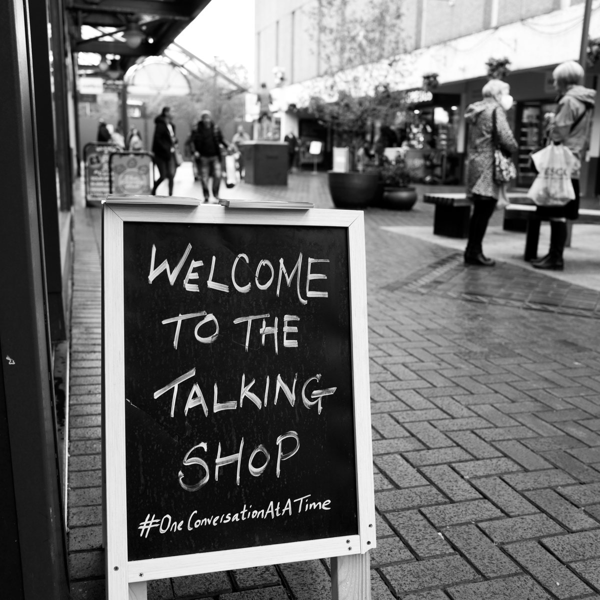 Calling all creatives. All disciplines. From across the creative sector across Wales. The Talking Shop #Blackwood is finally open Here's how you can get involved a) Advertise & promote your work from sticking up a poster and bringing in your flyers (A thread)