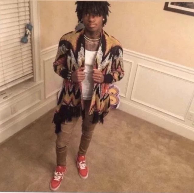 121x02's tweet photo. It's the way I pop my shit the hoes not ready I'm goin barnacles 💛❤️💚 #CIFY https://t.co/hX0QurZijp
