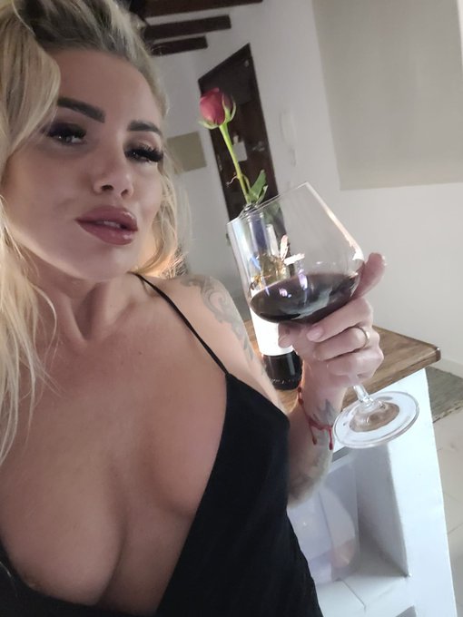 im online, you are welcome to join 💋 #showuptv #camgirl #webcam https://t.co/Ck9Wr6wohK https://t.co<a href="/tag/showuptv"class="tags">#showuptv</a><a href="/tag/webcam"class="tags"><span>#webcam</span></a><a href="/tag/camgirl"class="tags"><span>#camgirl</span></a>