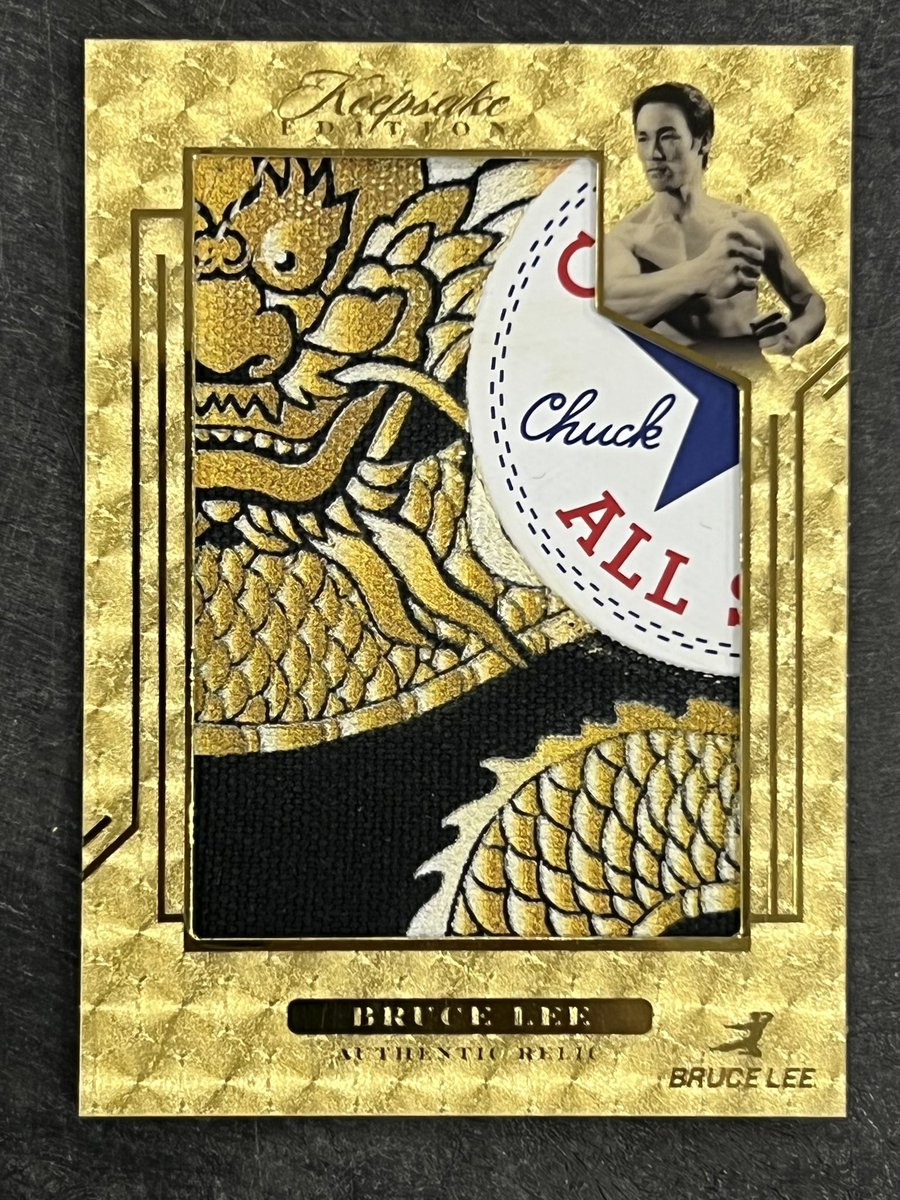 SuperBreakBoxes's tweet photo. Here is a sneak peek from the upcoming Bruce Lee 50th Anniversary Card Collection release! ๐ฅ
#SUPERBREAK #SPORTSCARDS #TRADINGCARDS #CARDS #BRUCELEE #KEEPSAKE #KEEPSAKEEDITION #KEEPSAKETRADINGCARDS #SUPERPRODUCTS #PIECESOFTHEPAST #MARTIALARTS #JUMBOPATCH #ONEOFONE #THEHOBBY https://t.co/GAcRZHkGKc