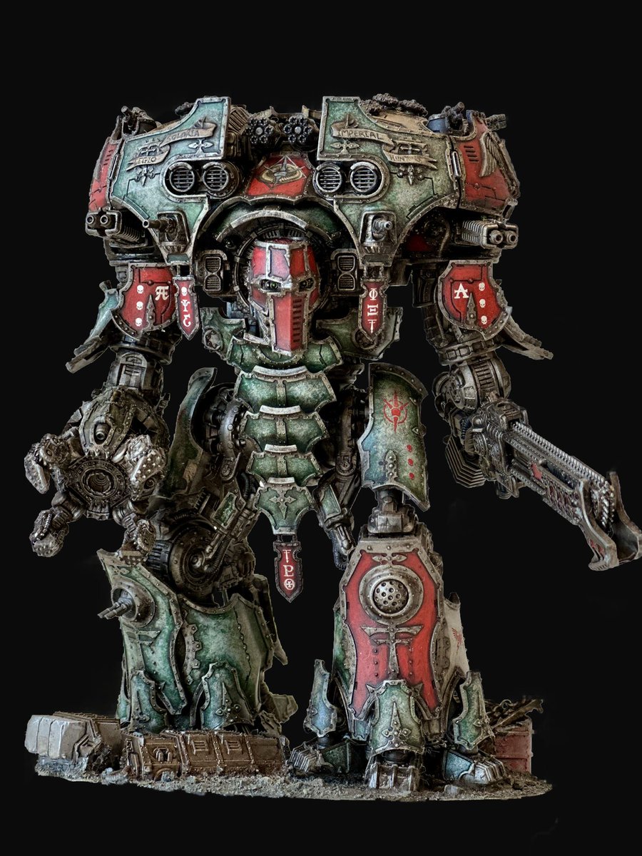 Venet Bellum Iconoclast of the Legio Solaria. 

#WarhammerCommunity #AdeptusTitanicus #LegionsImperialis #Warhammer #Warmongers #Warmaidens #Waranthem #Wargaming