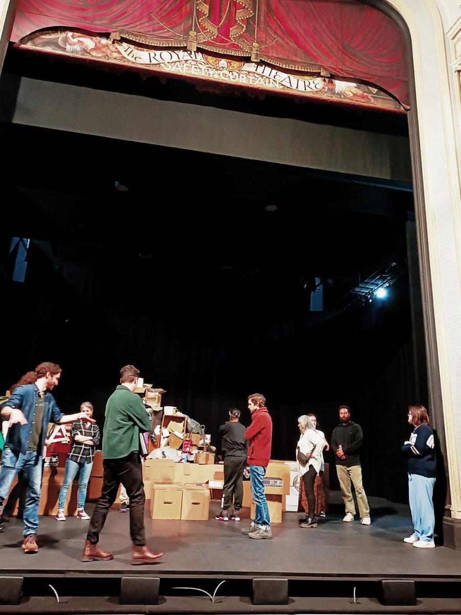 Great to be down <a href="/RoyalDerngate/">Royal & Derngate</a> today getting acquainted with our delightful set. #mobydick