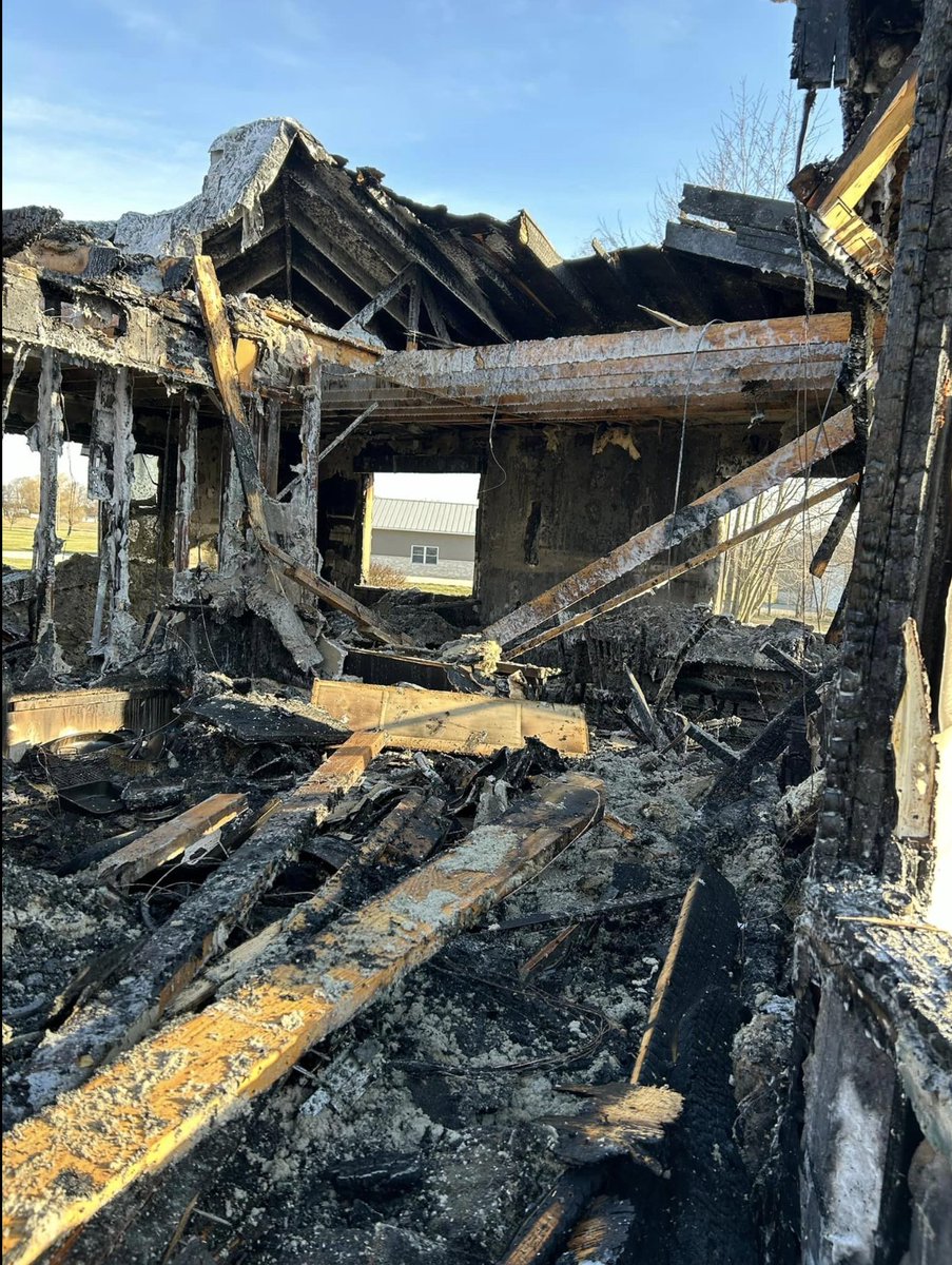 JESnowden's tweet image. This is what's left of the house Mark Coleman and his family were in last night. 

Mark's dog Hammer woke him up to a house in flames. He saved both his parents and is fighting for his life.