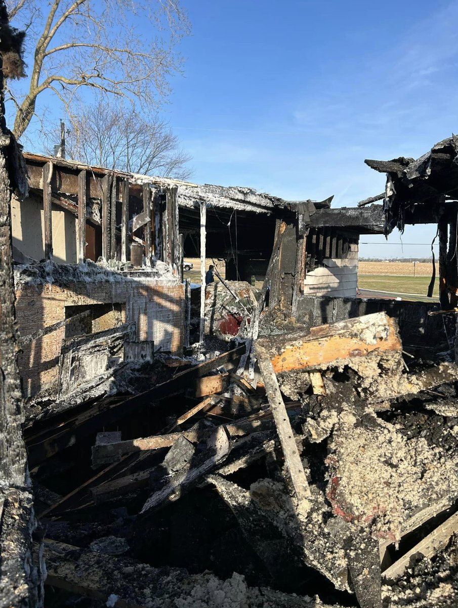 JESnowden's tweet image. This is what's left of the house Mark Coleman and his family were in last night. 

Mark's dog Hammer woke him up to a house in flames. He saved both his parents and is fighting for his life.