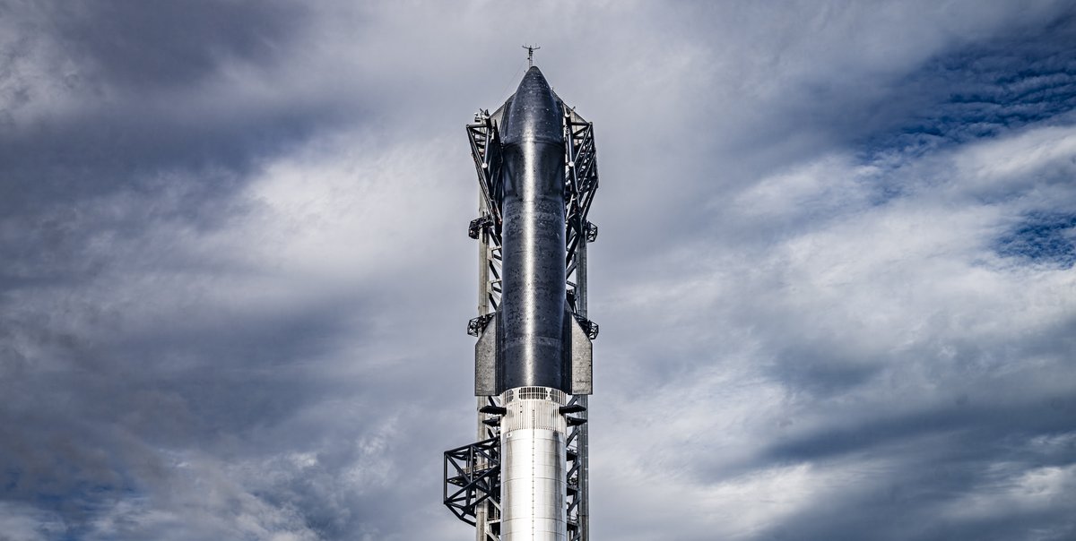 SpaceX tweet picture