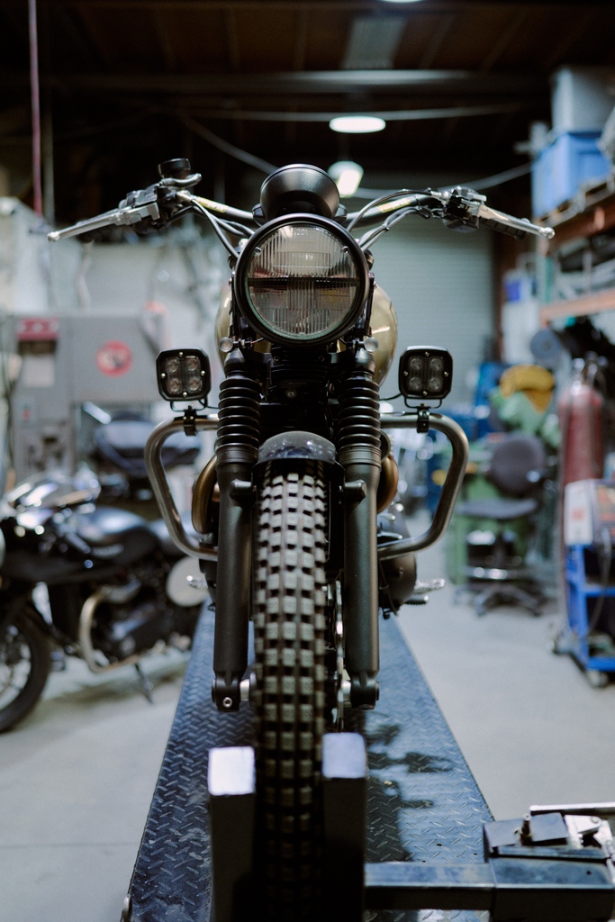 british_customs's tweet photo. The Street Scrambler in Sled/ADV form, ready to take on anything

#britishcustoms #triumph #triumphmotorcycles #scrambler #streetscrambler #desertsled #triumphscrambler https://t.co/DdqGOTWGJg