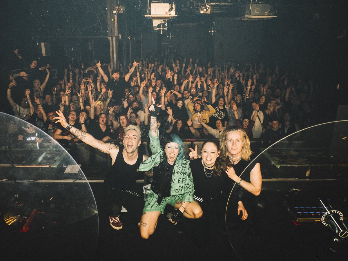 BRIGHTON. Couldn’t have picked a better last night on tour… so many emotions. Thank you for everything 😭