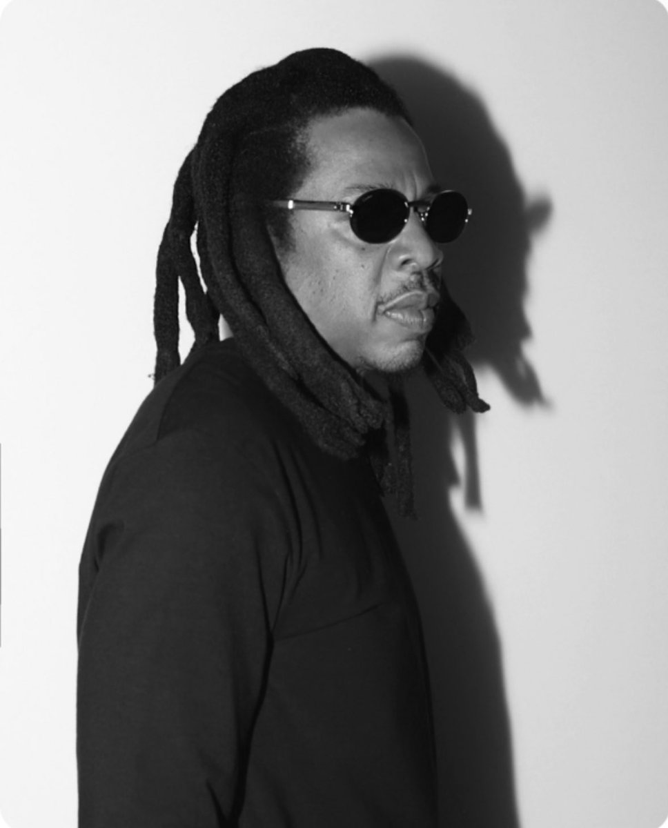 adayliving's tweet photo. Show workings…. HOV photographed by me, direction by HOV. https://t.co/Xeqiy0ecLG
