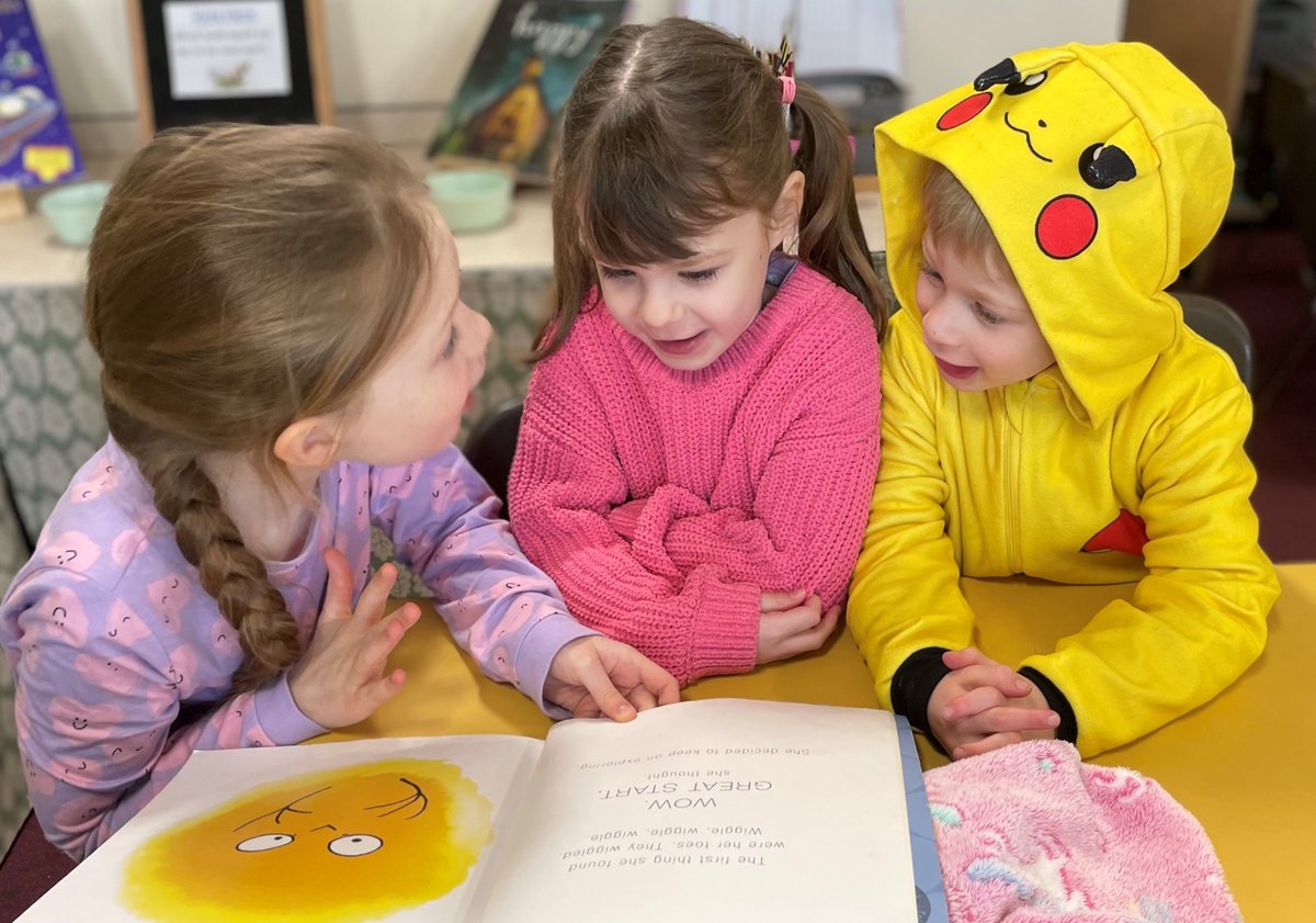 first_trinity's tweet photo. The children loved sharing their books on World Book Day. https://t.co/mYtI7B8UGw