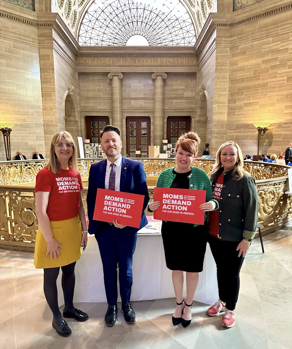 Tabling in the Capitol allows @MomsDemand volunteers to meet and learn from lawmakers from across Missouri about work being done to address gun violence in all its forms, including our firearm suicide crisis. Grateful to @RepKeriIngle and @aaroncrossley for taking time today!