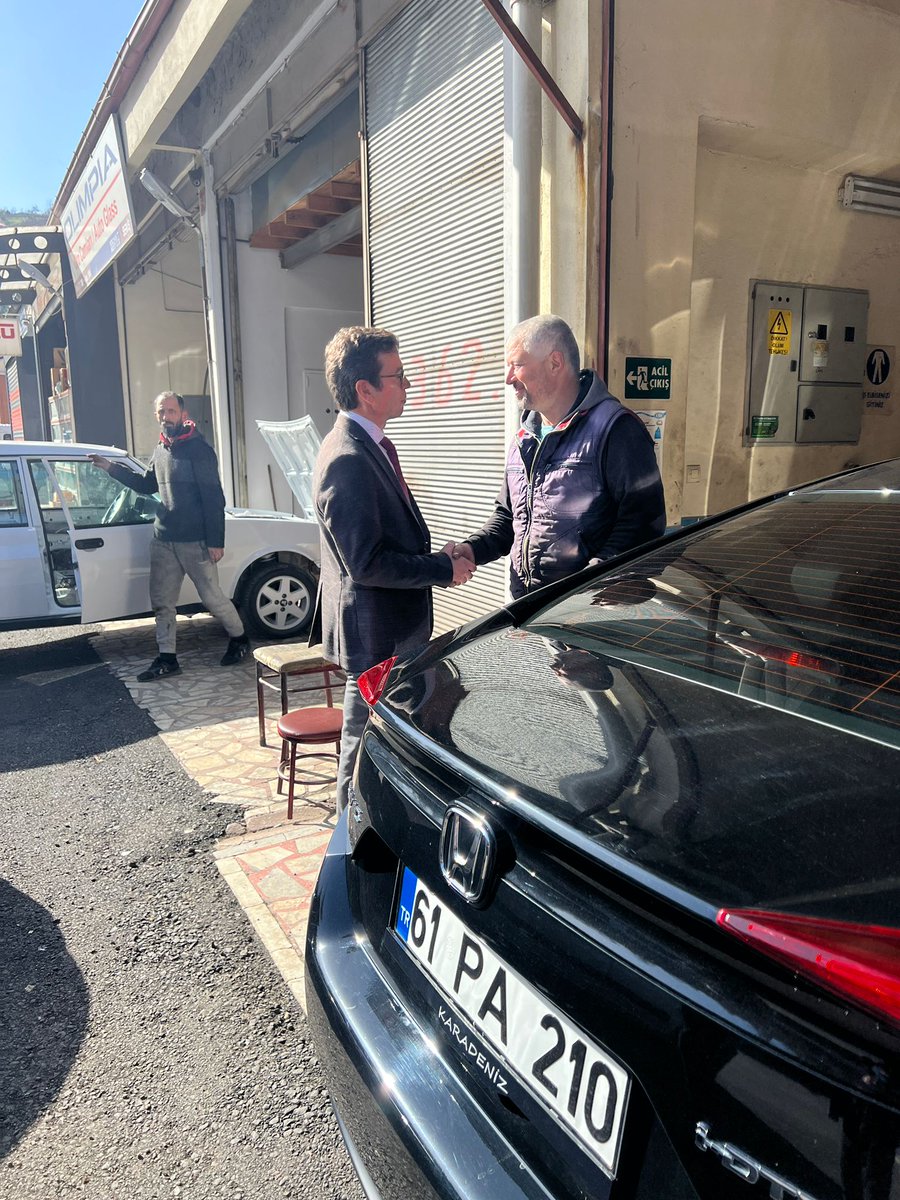 Beşikdüzü Belediye Başkan Adayımız Sayın Ali ÖZTÜRK Beşikdüzü sanayi Sitesi esnaf ziyaret ederek kendini ve projelerini anlattı. 
<a href="/devapartisi/">DEVA Partisi</a> 
<a href="/alibabacan/">Ali Babacan</a> 
<a href="/aozturktr/">Ali Öztürk</a> 
<a href="/besikduzubeltr/">Beşikdüzü Belediyesi</a>