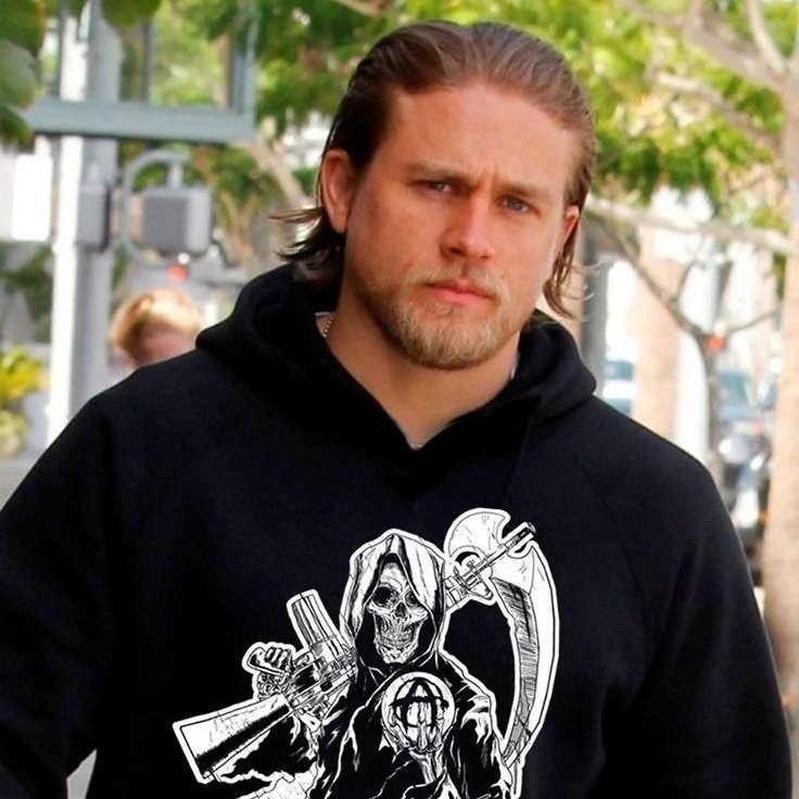 JacksonJaxRP's tweet photo. “Today I will be the man my father tried to be. I will make you proud.” 

Husband to @ShotsOfAngst
Son to JT and Gemma
Father to Abel and Thomas
President of SAMCRO 
RP-NSFW-MDNI-Not New to RP
RT &amp; Likes Appreciated 
#SOA https://t.co/kydaMUofAp
