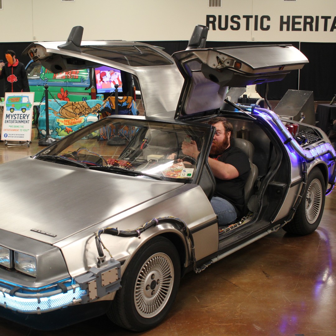 💥Get ready for an action-packed weekend at @tupelocon💥 🚙🚙🚙 Hop in your DeLorean and head to Tupelo for a smashing good time! 🎟️ Get your tickets here bit.ly/3IvkFb1 #comics #superhero #mytupelo #tupelocon #comiccon