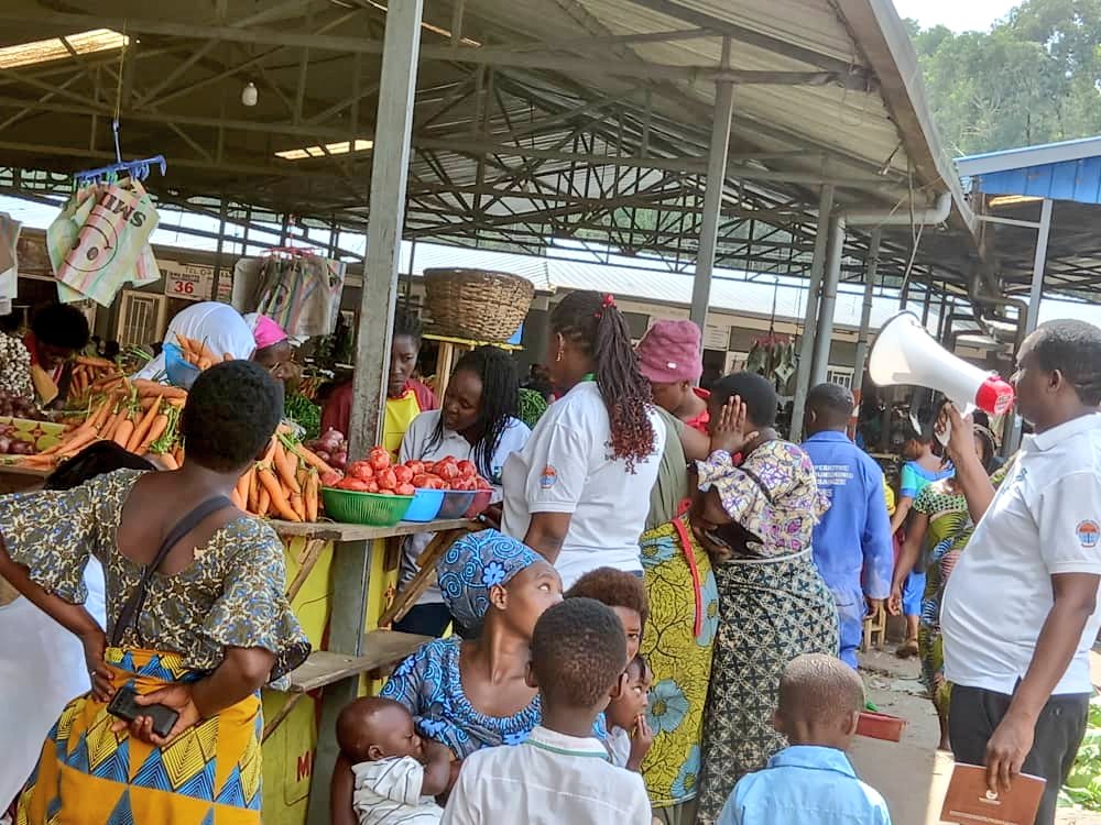 AdecorRwanda's tweet photo. Join us in highlighting #ConsumerWeek2024 in #Rwanda, led by @InspectorateRw alongside key partners like
 @CentralBankRw, @AdecorRwanda, @AMIR_Rwanda, and @RwandaICT. 
Together, we're empowering communities with knowledge on consumer rights and responsibilities. https://t.co/W9Vw6Pmm4X
