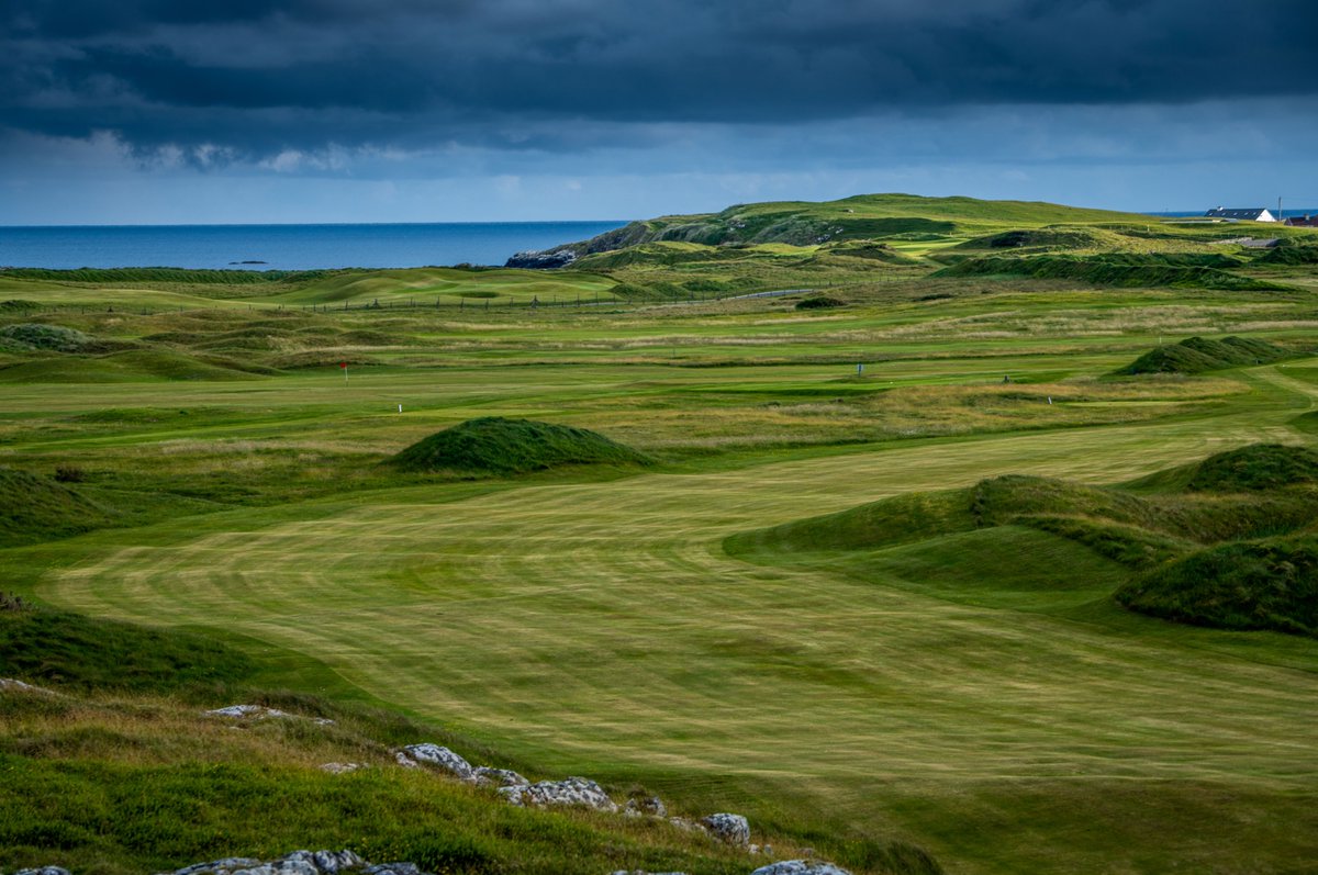 Calling all golf enthusiasts! Get ready for the golf vacation of a lifetime at Connemara Golf Links! Treat yourself to an unforgettable stay-and-play package Book now: ow.ly/735h50QcQza #ConnemaraGolf #GolferLife #UltimateGetaway #StayAndPlayWithUs🏌️‍♂️🏌️‍♀️