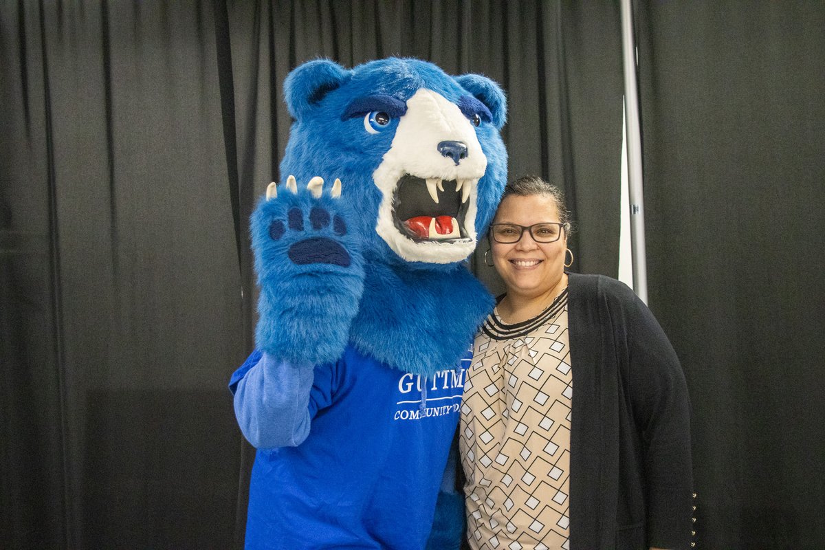 This weekend, we welcomed potential new Grizzlies and their families/supporters for a Guttman information session and resources fair. ✴️Want to apply? Visit ow.ly/OJ9n50QREHA #Admissions #College #CollegeAdmissions #ApplyNow #FutureGrizzlies #GuttmanCC