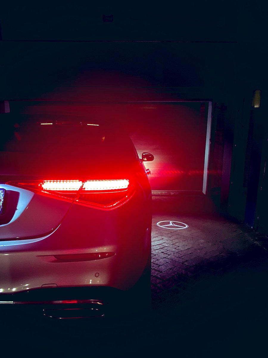 Dean_Friederich's tweet image. Night rider. ✨🌚