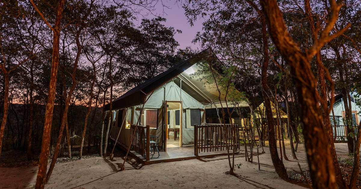 Nestled in the heart of one of the most famous wildlife conservation areas in the world, Nkambeni Safari Camp and Buffalo Rock welcomes you to Big Five country. Here, in the world-renowned Kruger National Park. @ahahotelslodges