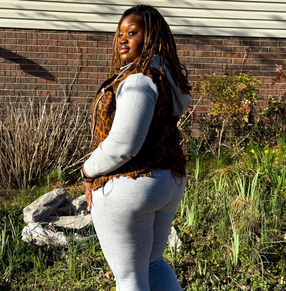 Victoria Royale Boutique tweet media