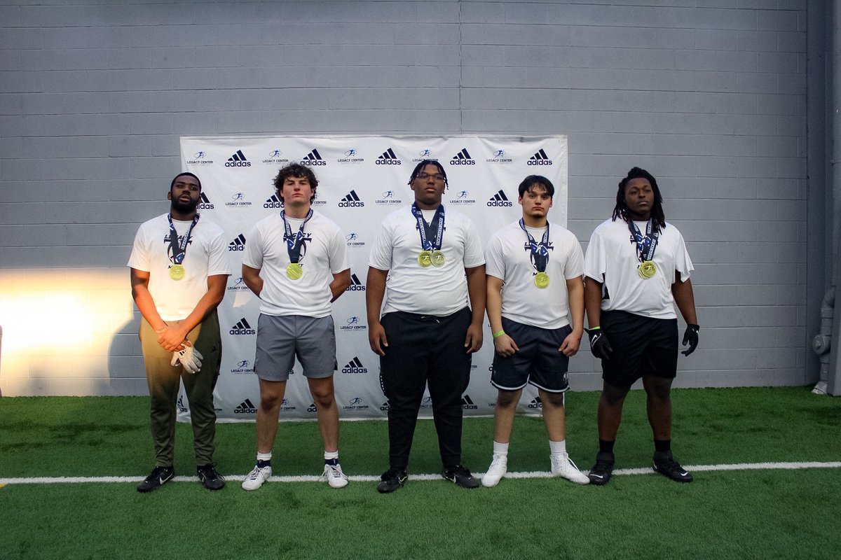 Legacy Football Organization (@legacymi_fball) on Twitter photo 2024 Big Man 💪 Showcase
DL Best of the Best:
DE – Creg Johnson - River Rouge - 2025
DT - Miles Sharp - Roseville - 2026
DT – Logan Howell - Cass Tech - 2025
DT – Julian Hernandez - Divine Child - 2027
DE – Aidan Lindsay - Dakota - 2025
<a href="/Legacy_Recruit/">Legacy Recruiting</a> <a href="/cregjohnson55/">Creg Johnson</a> 2024 Big Man 💪 Showcase
DL Best of the Best:
DE – Creg Johnson - River Rouge - 2025
DT - Miles Sharp - Roseville - 2026
DT – Logan Howell - Cass Tech - 2025
DT – Julian Hernandez - Divine Child - 2027
DE – Aidan Lindsay - Dakota - 2025
<a href="/Legacy_Recruit/">Legacy Recruiting</a> <a href="/cregjohnson55/">Creg Johnson</a>