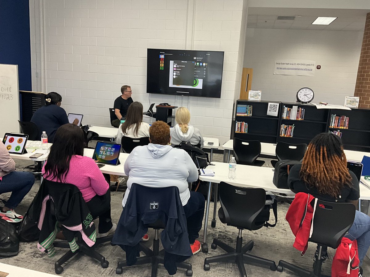 “Huge shoutout to FCS for an incredible educational experience! 🍏 Erik Holvig from Apple shared his expertise, showing us ways our iPads can engage students in the classroom. What an enriching session! #AppleEducation <a href="/FultonCoSchools/">FultonCountySchools</a> <a href="/FCS_SEC/">FCS SEC</a> <a href="/Apple/">Apple</a> <a href="/FCSPLLD/">FCS Prof. Learning & Leadership Development</a> 📚✨”