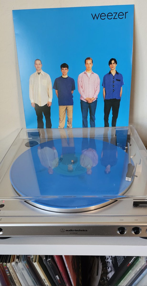 Jaggypie's tweet image. Now Playing...
#BlueAlbum