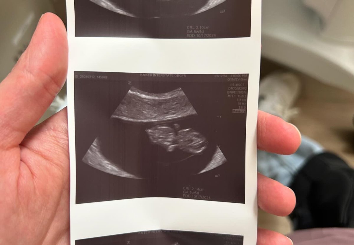 chaotiically's tweet image. mom n’ dad coming soon 🫶🏼