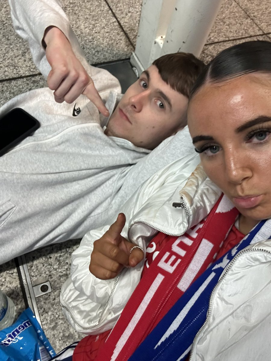 janexmulvihill's tweet image. Away days! QF here we come #ChampionsLeague #AFC #Clockend #COYG